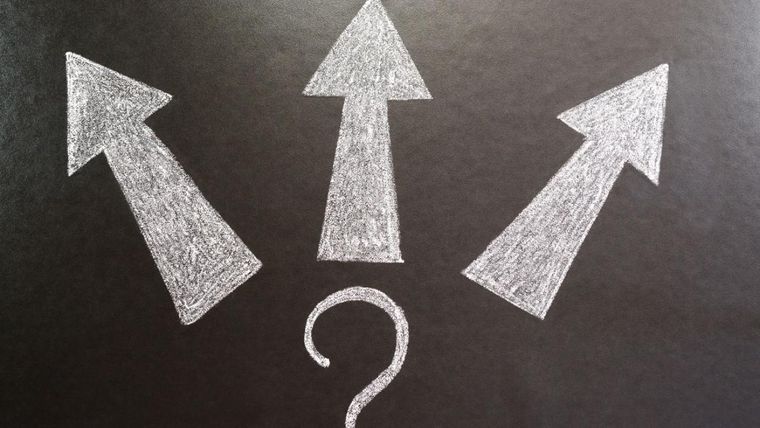 اتجاهات مختلفة