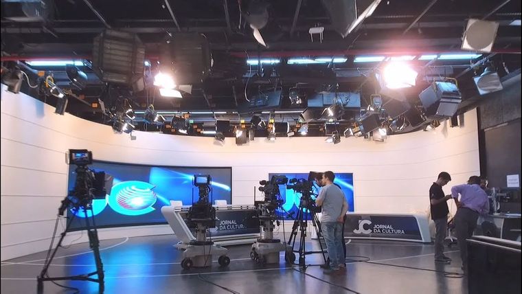 استوديو تلفزيوني