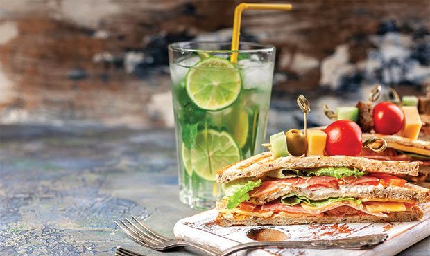 الطعام والشراب