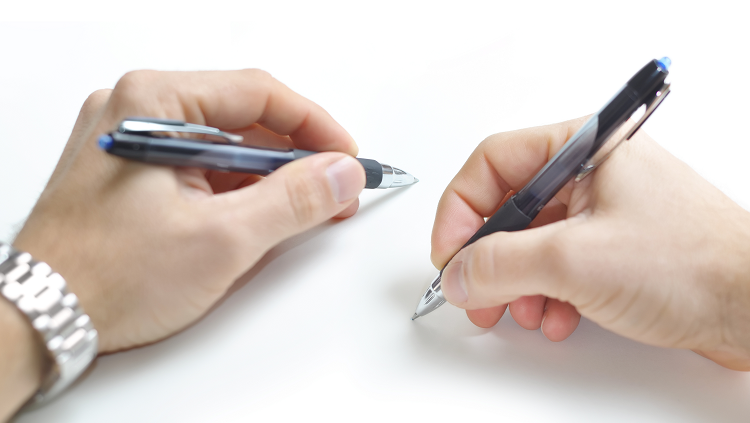 الكتابة باليد غير المسيطرة